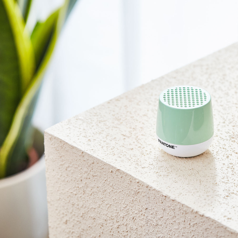 Lexon Mino+ Mini Bluetooth Speaker PANTONE - Green - Image 3