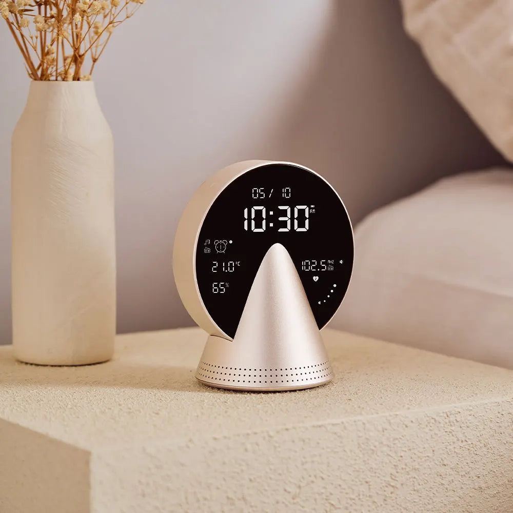 Lexon Conic Radio Alarm Clock With Fm & Built-In Bluetooth Speaker - Gold - Image 4