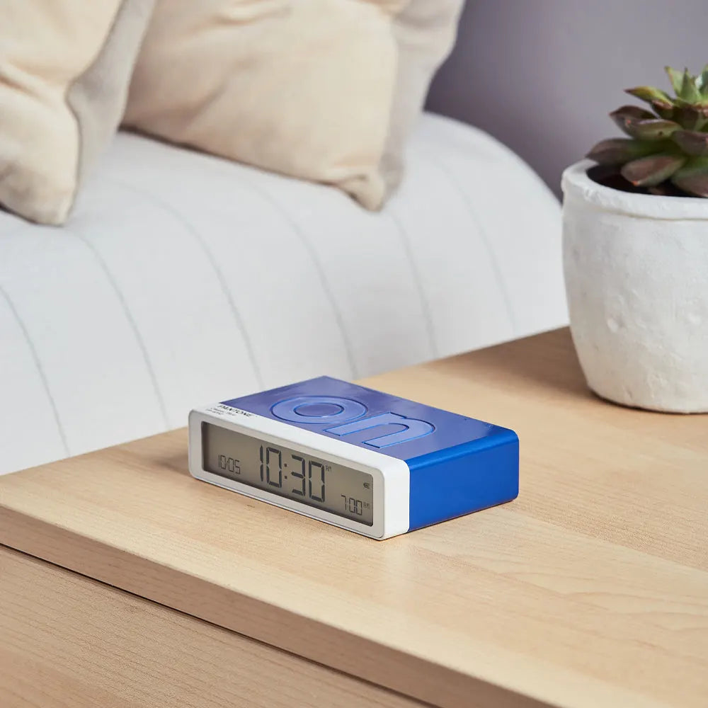 Lexon Flip Classic Reversible Alarm Clock PANTONE - Classic Blue - Image 6
