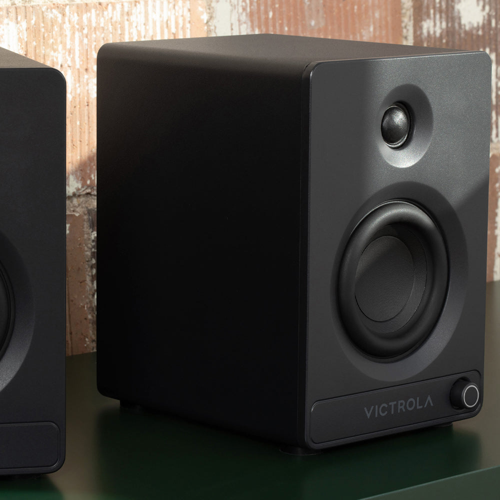 Victrola Tempo Bookshelf Speakers - Black - Image 4
