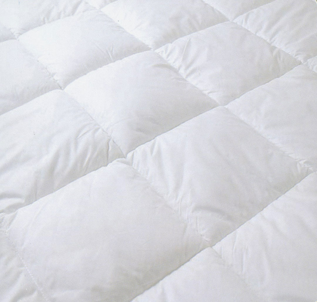 350gsm Quality Airsoft Quilt Queen - Image 3