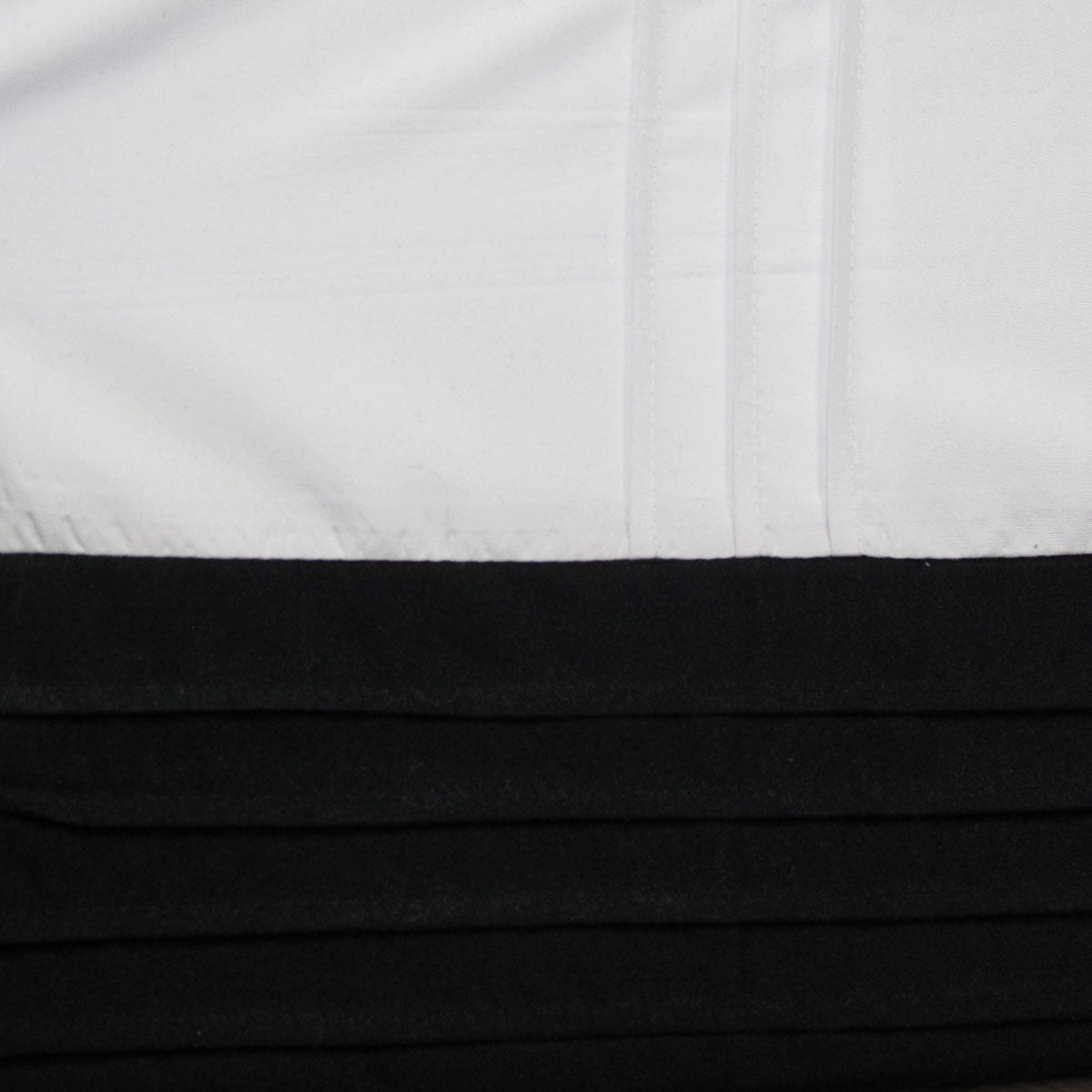 Pintuck Black Quilt Cover Set Single - Image 3