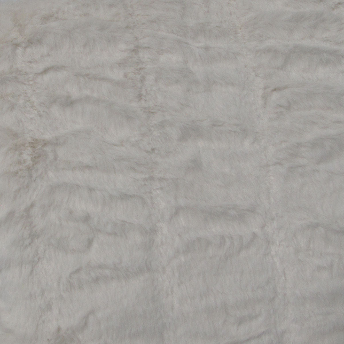 Meadow Soft Faux Fur Throw Rug 127 x 152 cm Off White - Image 3