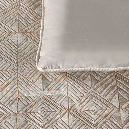 Bianca Bellagio Gold 6 Pcs Jacquard Geometric Comforter Set Super King - Image 5