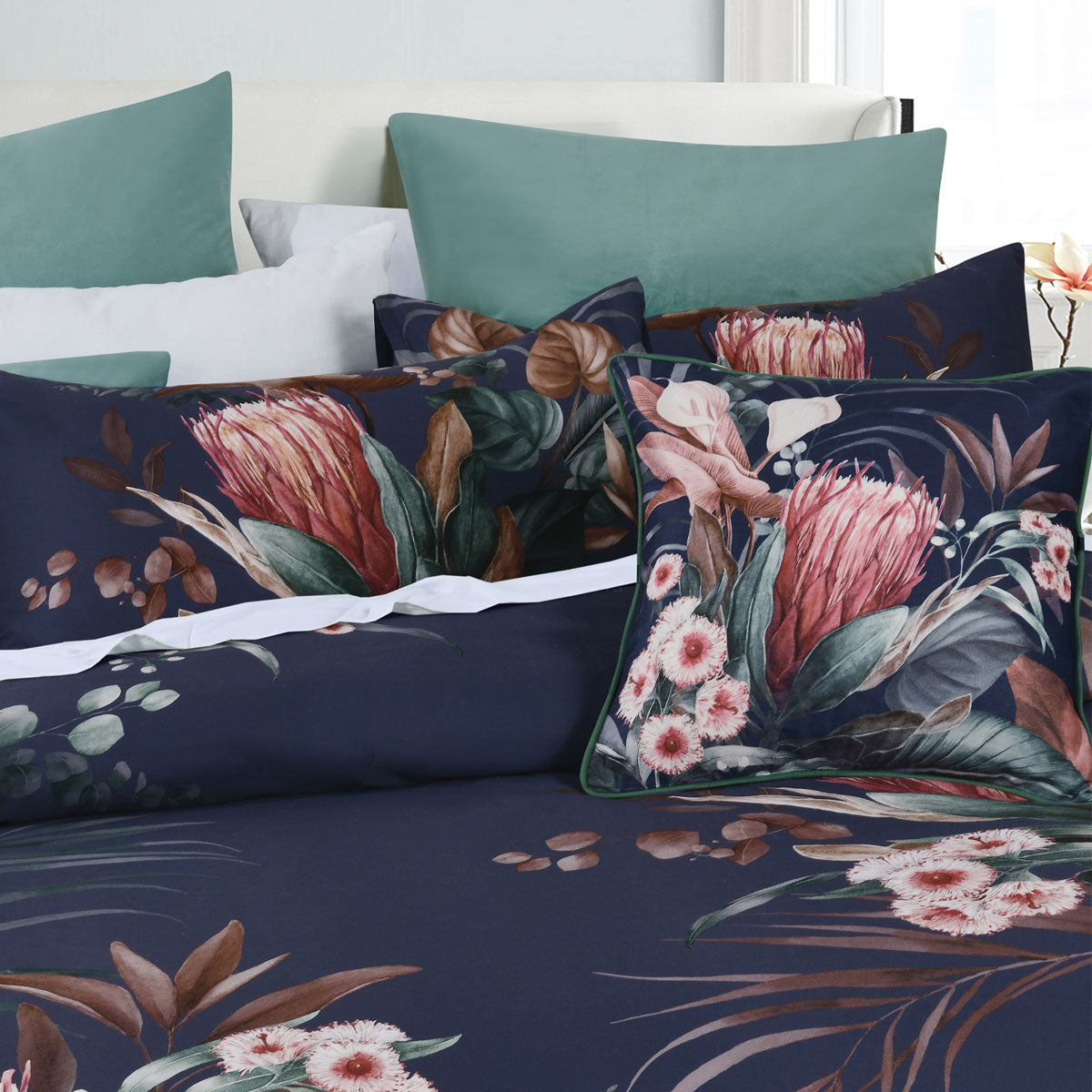 Bianca Balwyn Navy Cotton Sateen Botanical Quilt Cover Set Queen - Image 3