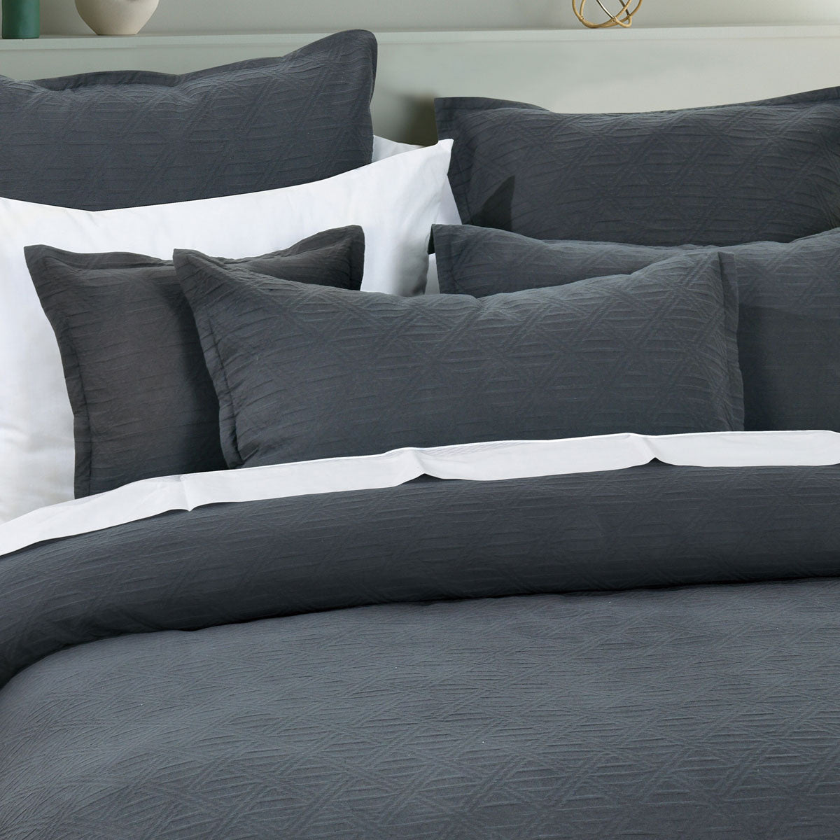 Bianca Hallston Charcoal Pre-Washed Cotton Quilt Cover Set Queen - Image 3