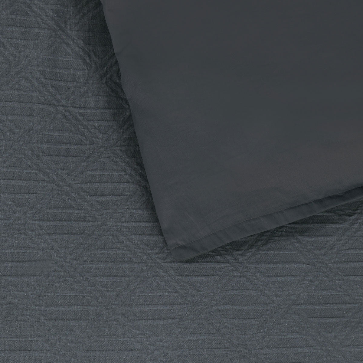 Bianca Hallston Charcoal Pre-Washed Cotton Quilt Cover Set Queen - Image 5