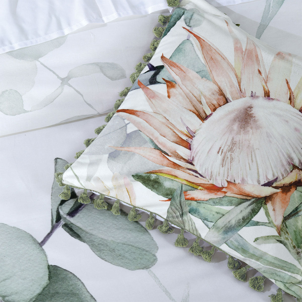 Bianca Helensvale White Floral Cotton Sateen Quilt Cover Set King - Image 4