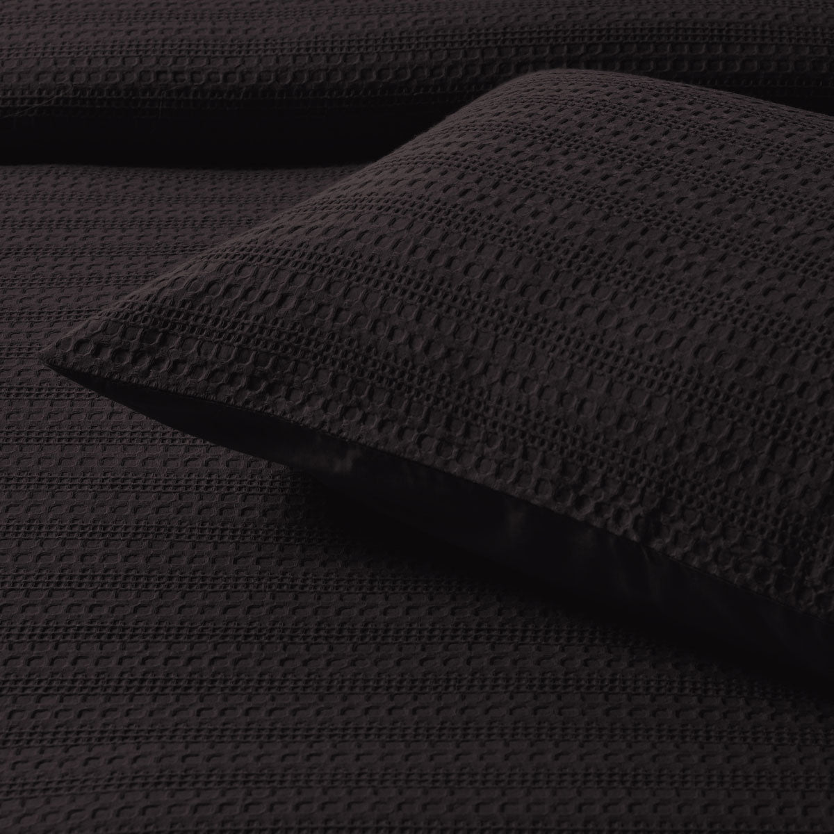 Bianca Kahlani Chocolate Waffle Quilt Cover Set Single - Image 4