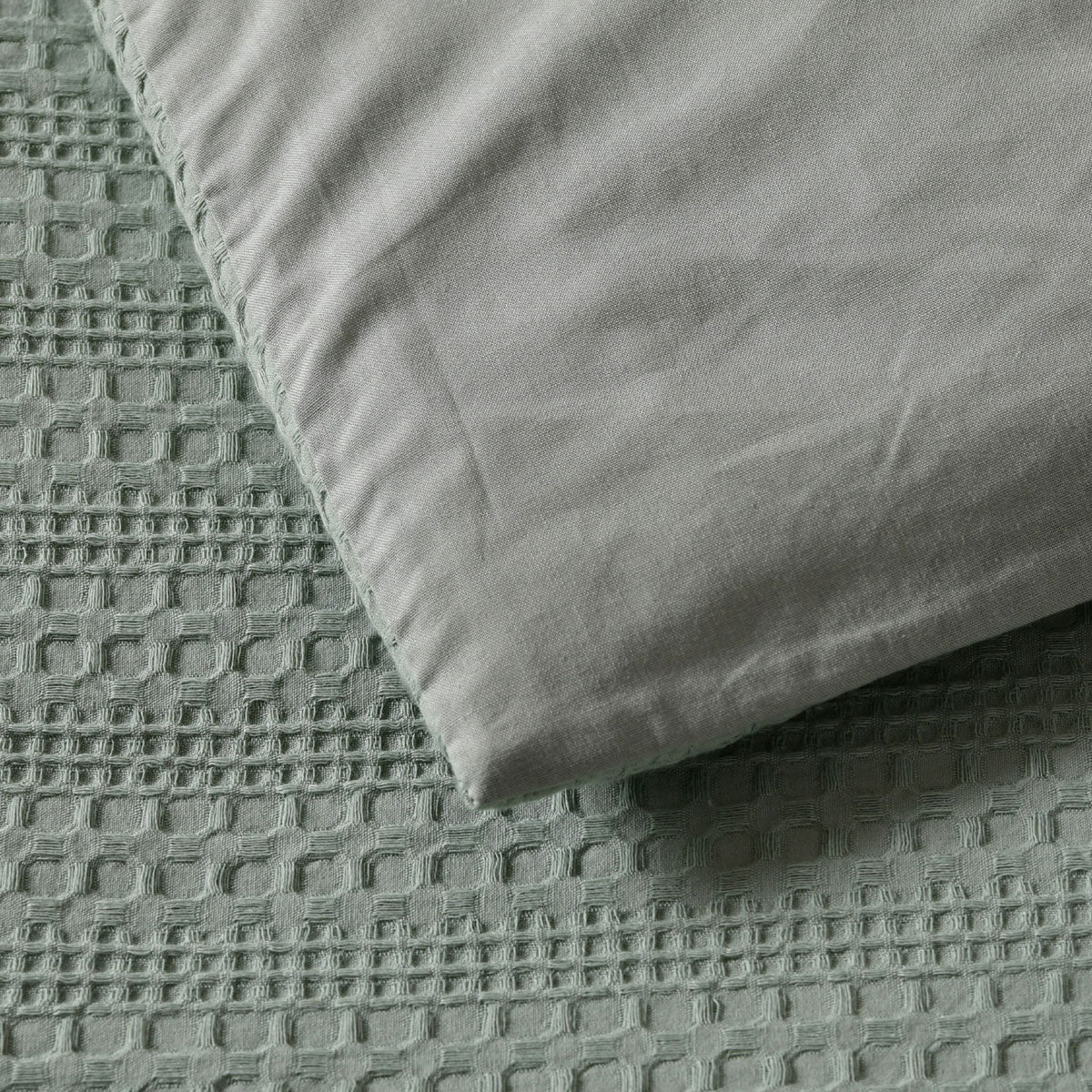 Bianca Kahlani Sage Waffle Quilt Cover Set Queen - Image 5