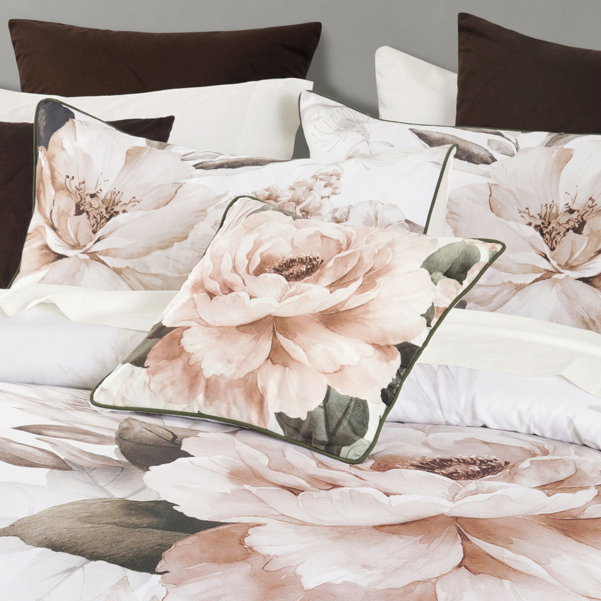 Bianca Somerset White Cotton Sateen Floral Quilt Cover Set Queen - Image 3