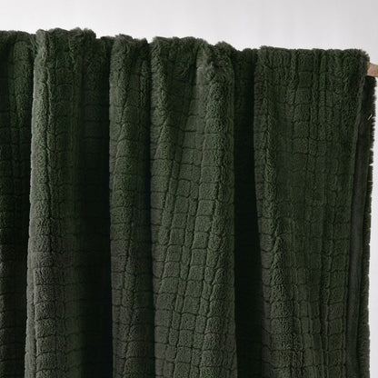 Bianca Tambar Forest Green Faux Fur Throw Rug 130 x 170 cm - Image 3