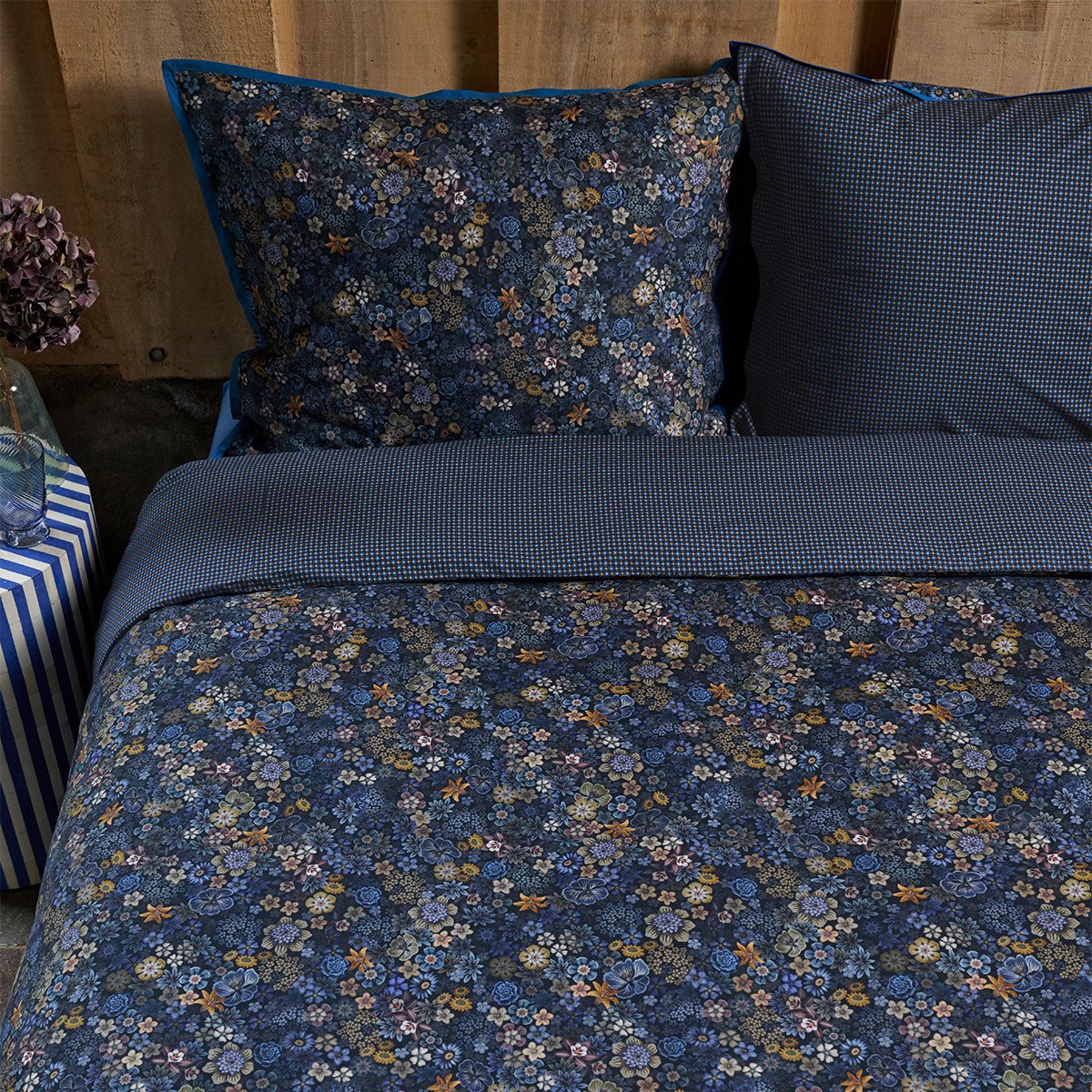PIP Studio Tutti i Fiori Dark Blue Cotton Quilt Cover Set Queen - Image 4