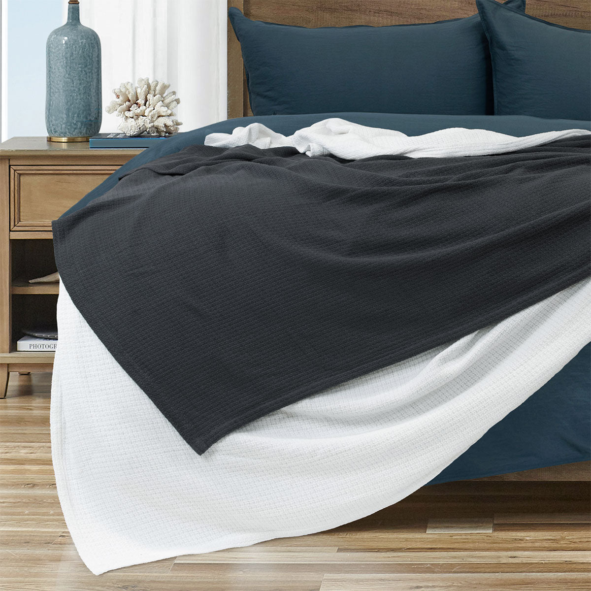 Algodon Sophie Cotton Waffle Blanket Queen 245x240cm White - Image 3