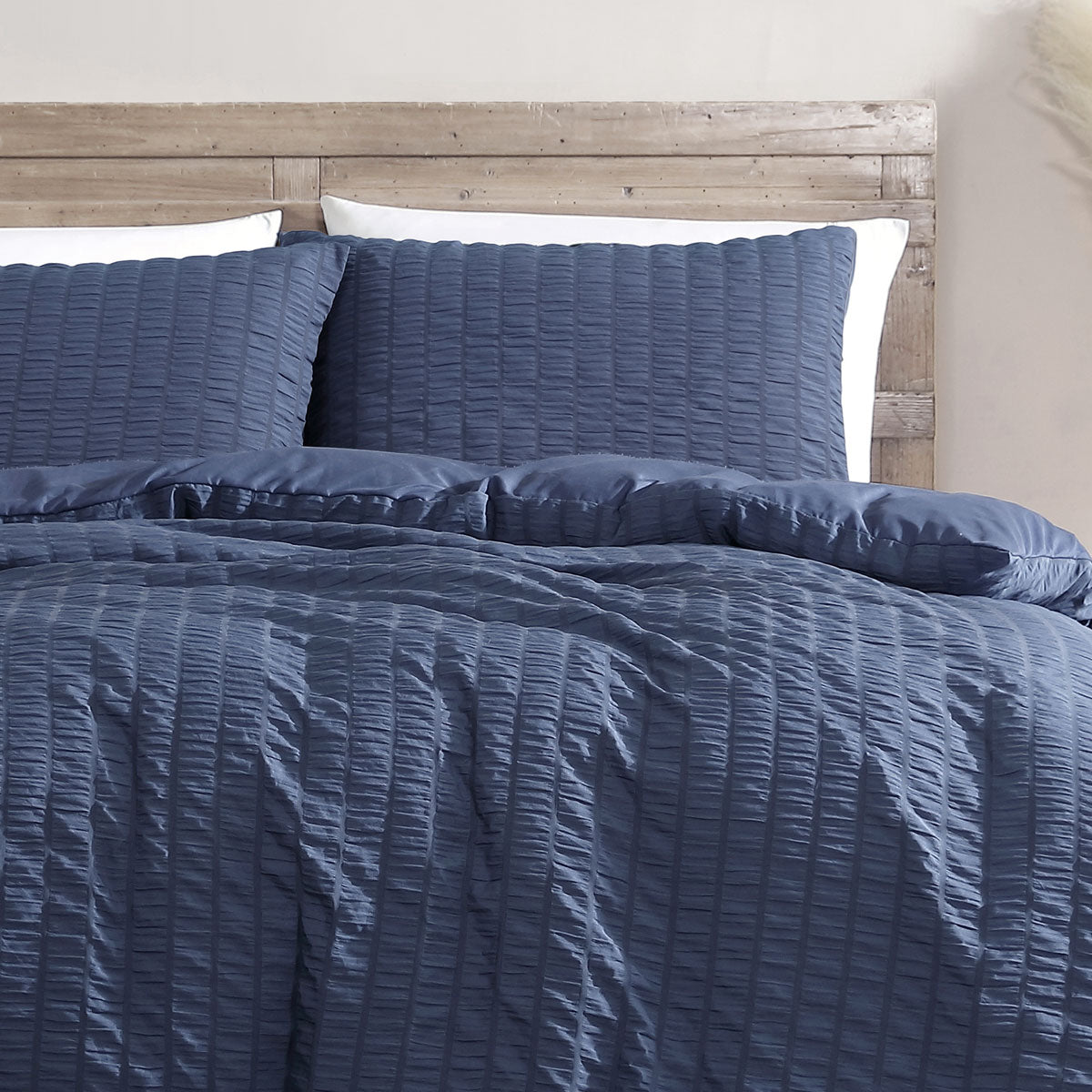 Ardor Byron Navy Seersucker Quilt Cover Set Queen - Image 4