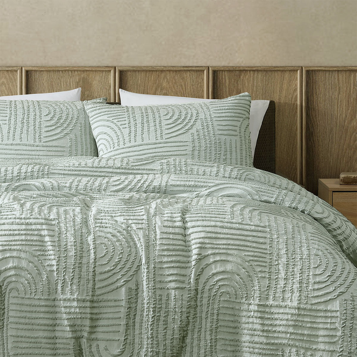 Ardor Kiewa Dusty Sage Textured Jacquard Aztec Quilt Cover Set King - Image 3