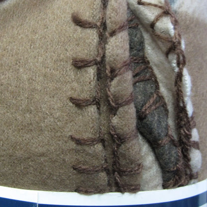 Budget 165gsm Printed Checkered Soft Polar Fleece Throw 127 x 152 cm Brown - Image 3