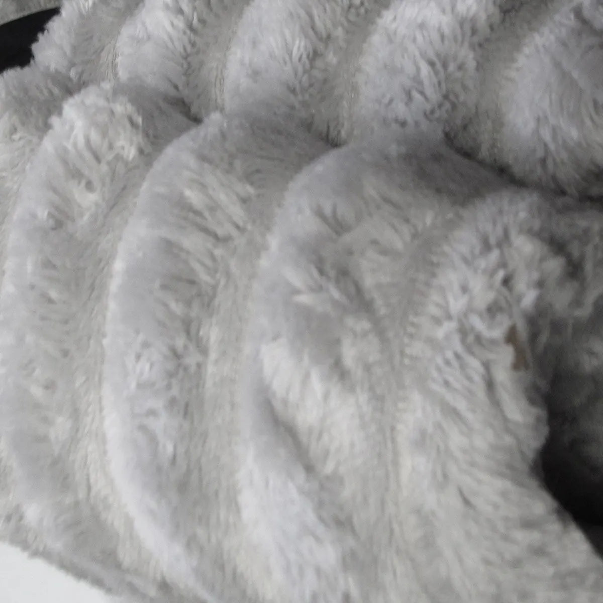 Harper Supremely Soft Fleece Extra Large Throw / Single Sized Blanket 200 x 150 cm Silver - Image 3