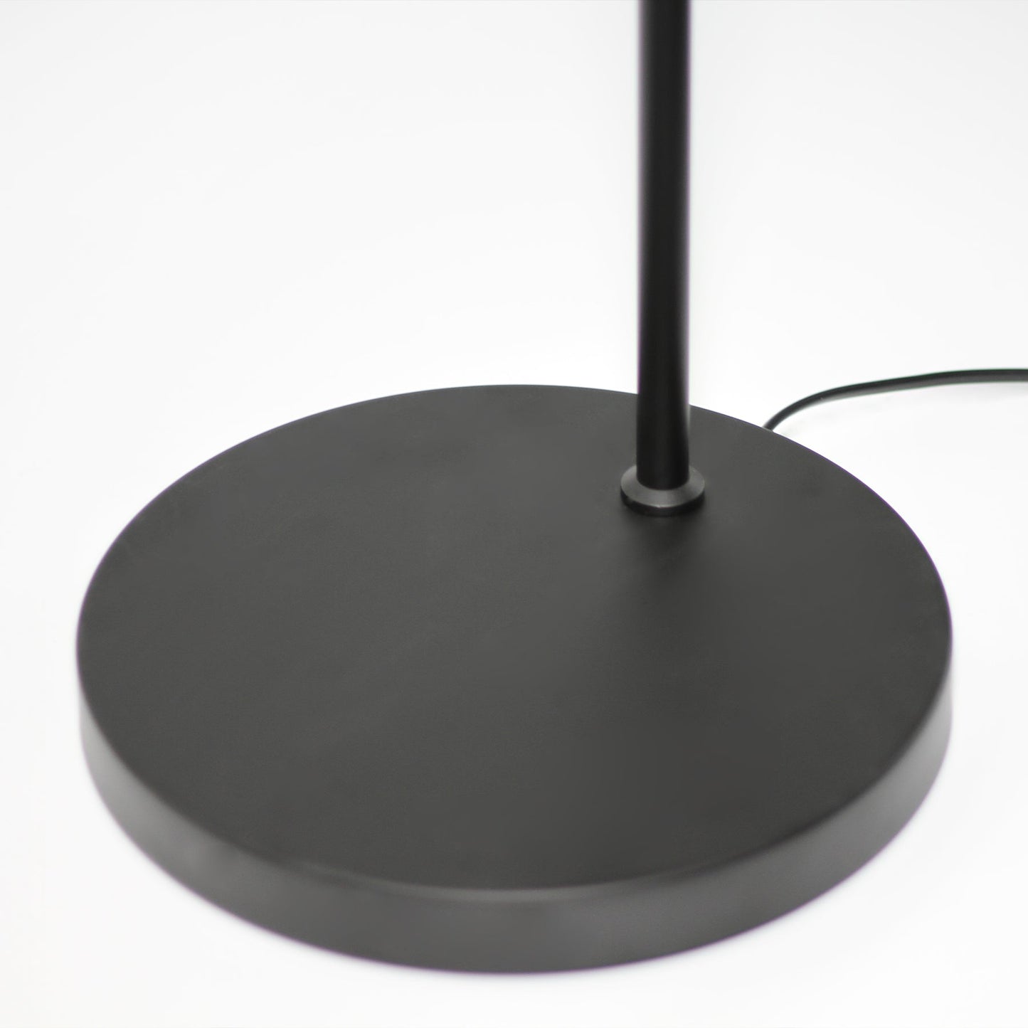 Rabea Floor Lamp - Image 5