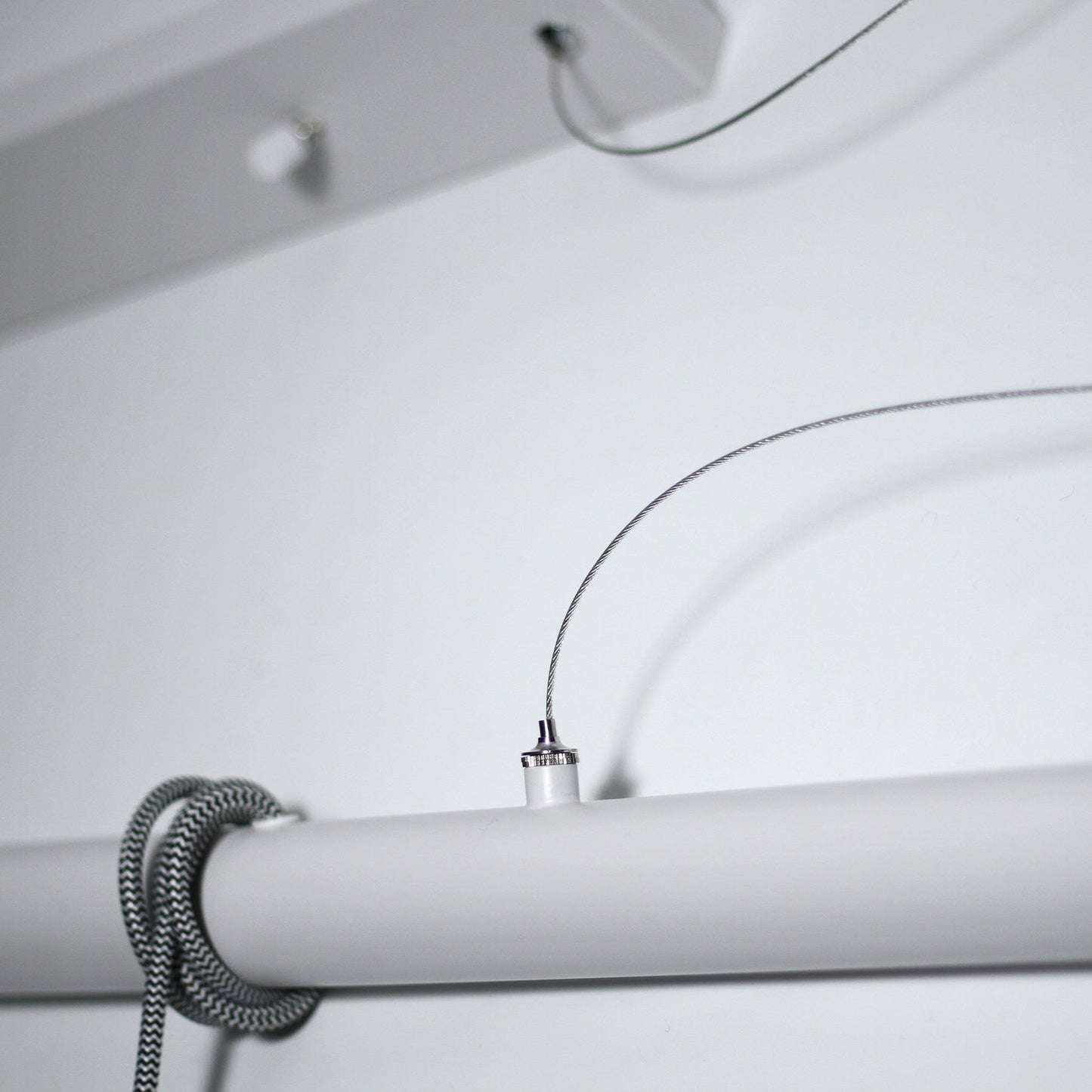 Bikkel 4 Lights Pendant Light - White - Image 6
