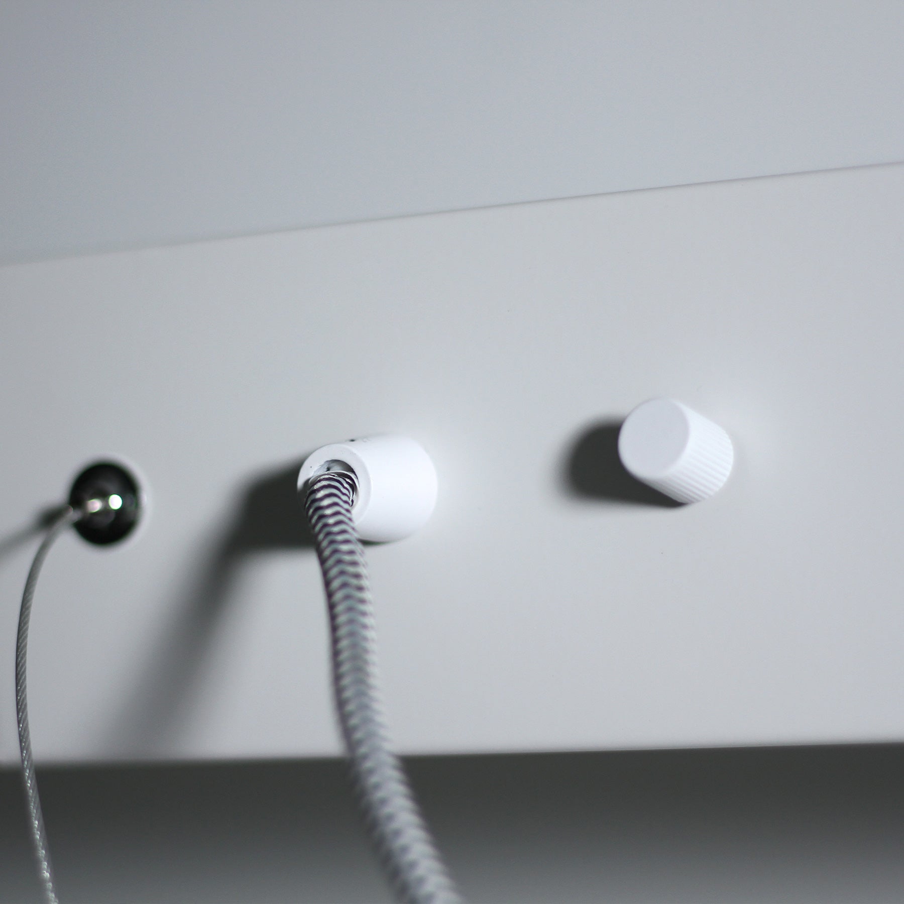 Bikkel 4 Lights Pendant Light - White - Image 7