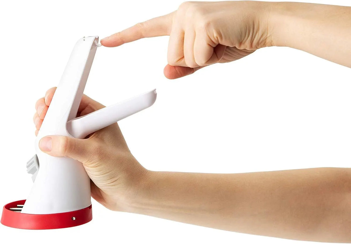 Chef'n Strawberry Slicer Slicester Hand-Held Strawberry Slicer to Create Garnishes - Image 8