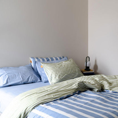 100% Cotton Duvet Quilt Cover Set w/ 2 Pillow Cases in Reversible Blue/Green/White Stripe - Double - Image 2