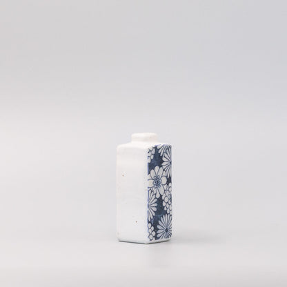 Vase Oblong White Posy - Image 4