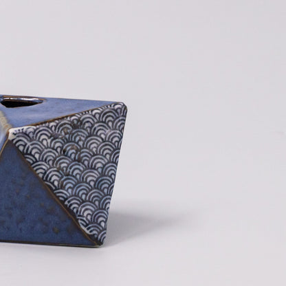 Vase Triangular Indigo Wave 130ml - Image 2