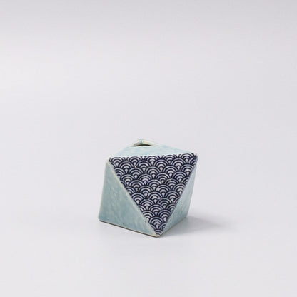 Vase Turquoise Wave 4.5H Triangular - Image 3