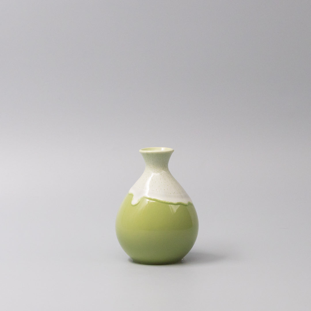 Sake Jug 300ml Pistachio White Drip - Image 3