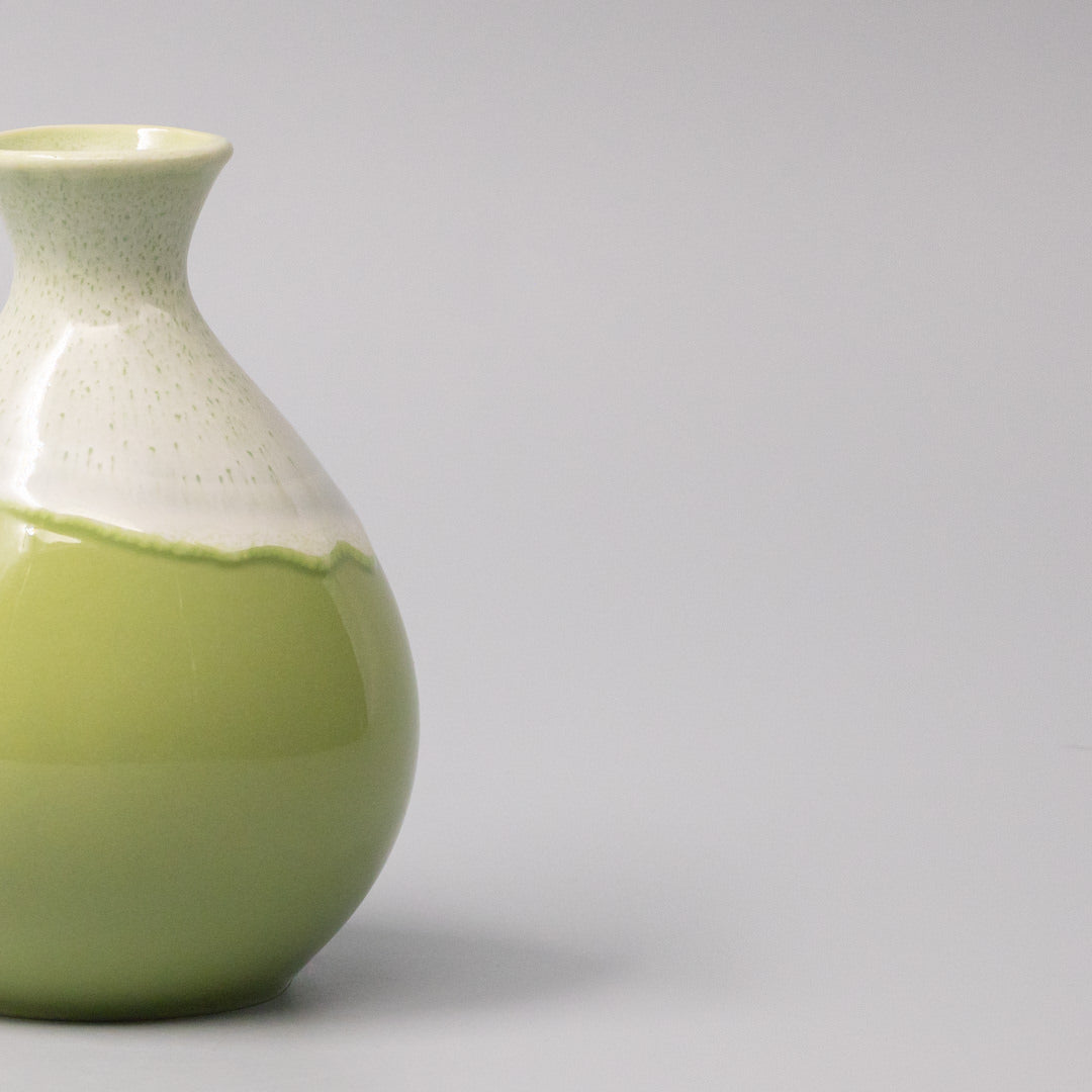 Sake Jug 300ml Pistachio White Drip - Image 4