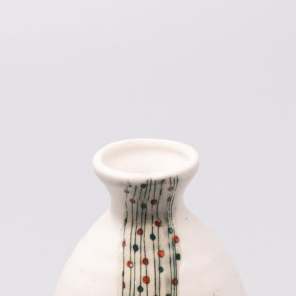 Sake Set for Four 330ml White Abacus Glaze - Image 2