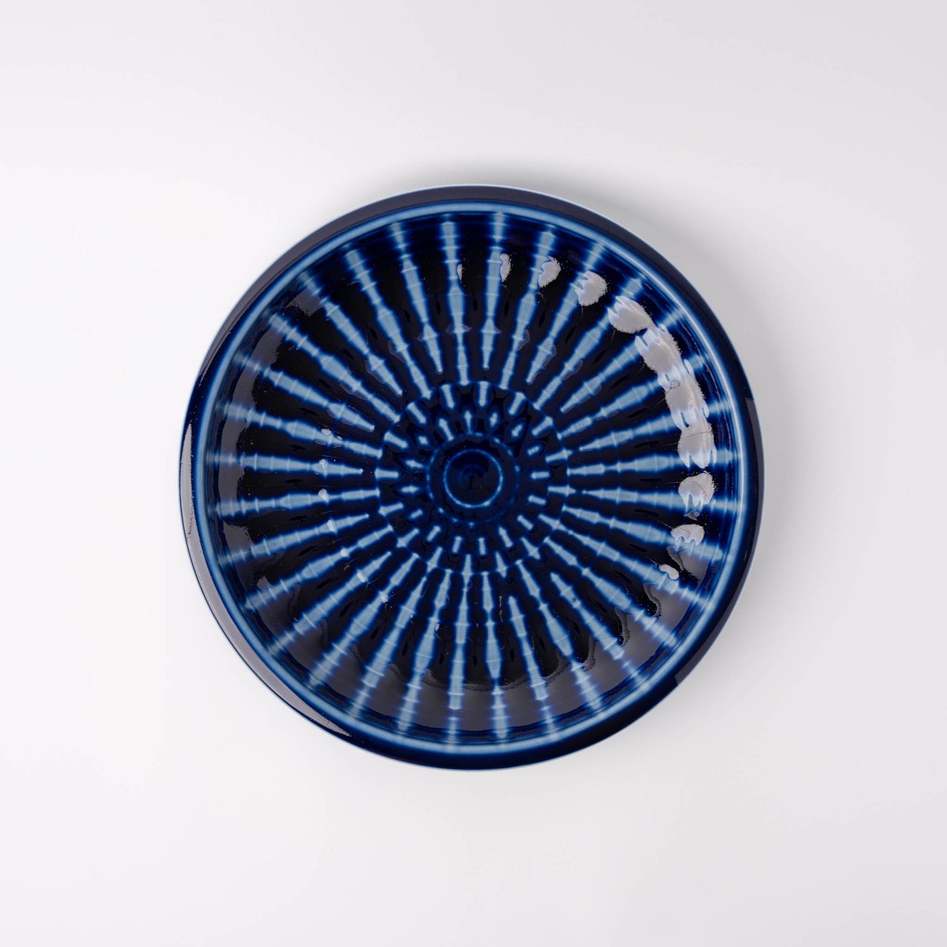 Plate Thick Edge 26cm Cobalt Rays Glaze - Image 3