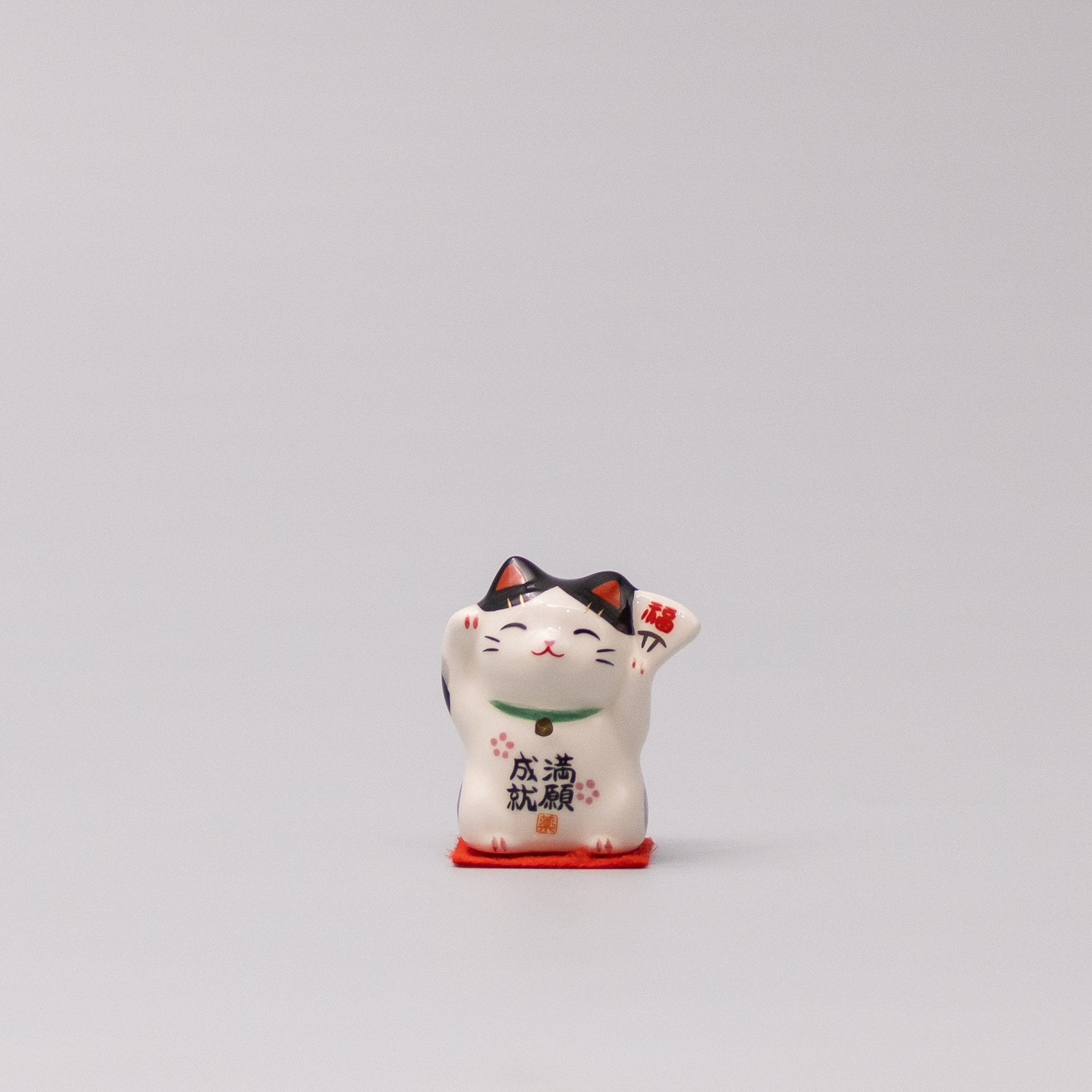 Okimono Victory Lucky Cat - Image 2