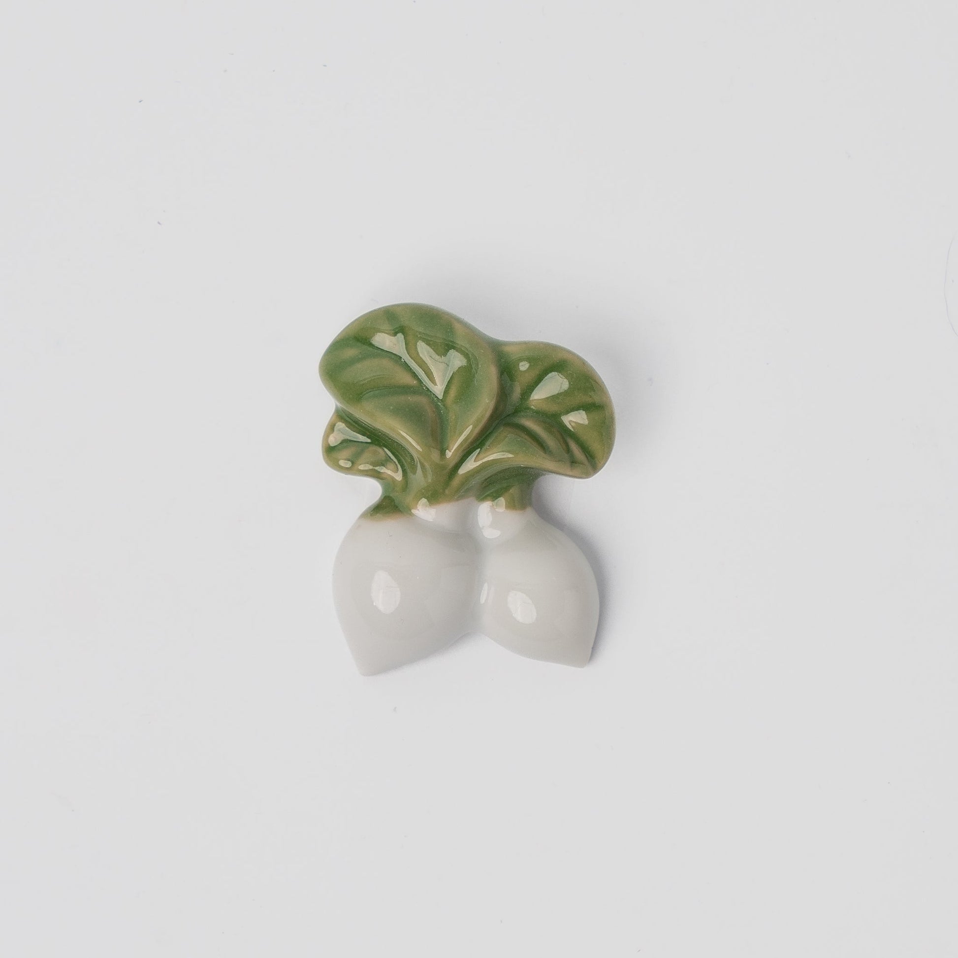 Chopstick Rest White & Green Radish - Image 3