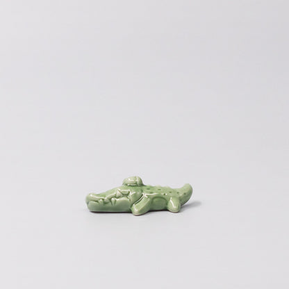 Chopstick Rest Green Alligator - Image 4