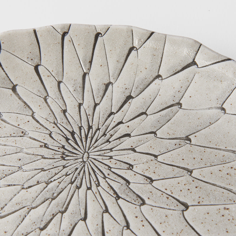 Plate D Shaped 21cm Grey Net Design - Image 3