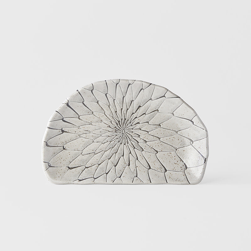 Plate D Shaped 21cm Grey Net Design - Image 5