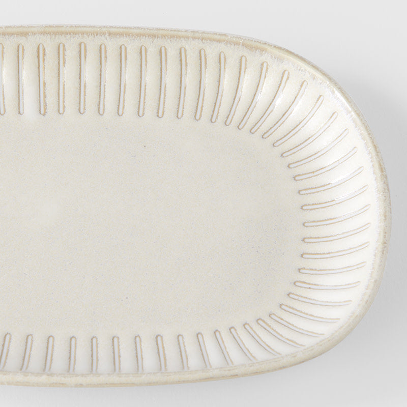 Plate Oval 19cm Ridged Alabaster Glaze - Image 2