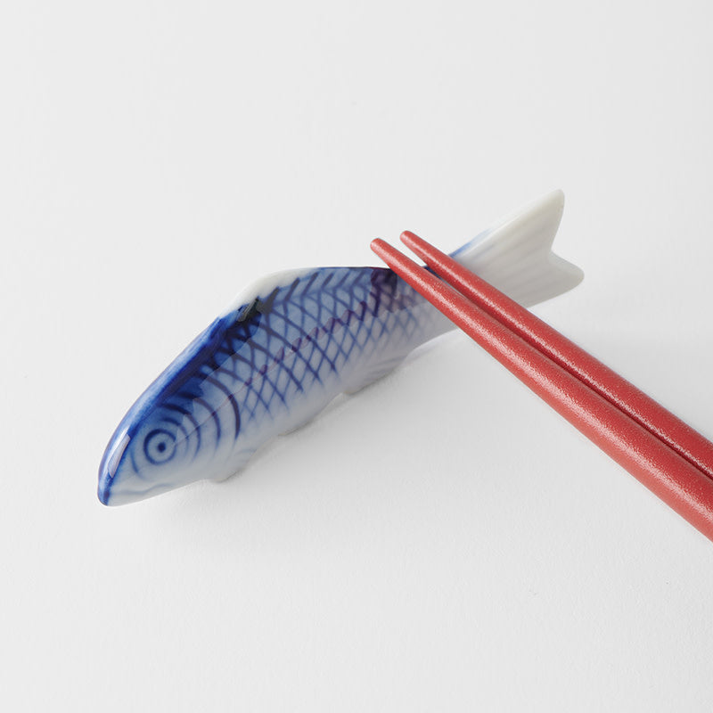 Chopstick Rest Blue Fish White Glaze - Image 2