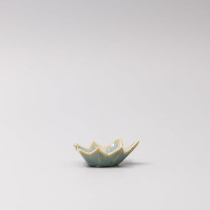 Sauce Dish Maple Leaf 6cm Mint Green - Image 4