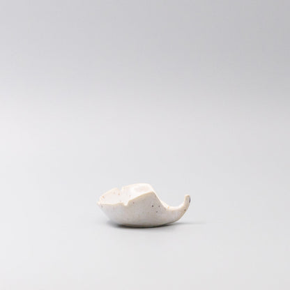 Gingko Leaf Sauce Dish 30ml Ivory Fleck - Image 3