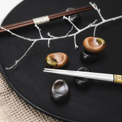 Chopstick Rest Pebble Brown with Green Splash - Image 2