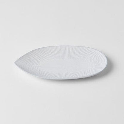 Plate Oval 21.5cm Snow Leaf Glaze
