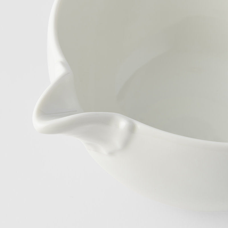 Pourer 12.5cm Ivory White Glaze - Image 4