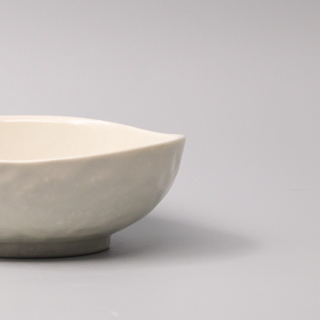 Bowl Organic Shape 11cm Kanso Soft White Glaze - Image 3