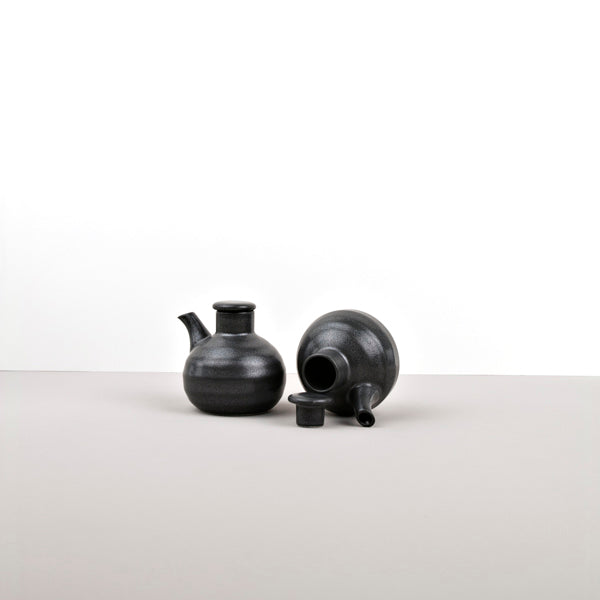 Soy Pot Minoyaki Porcelain 110ml Matte Black Glaze - Image 4