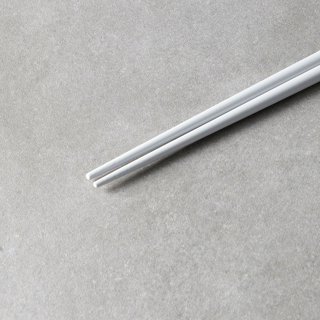 Chopsticks Lacquered Grey & White - Image 4