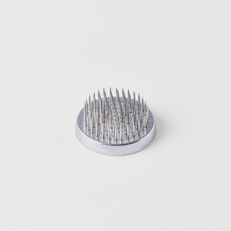 Kenzan Ikebana Pin Base 4.6cm Round - Image 3